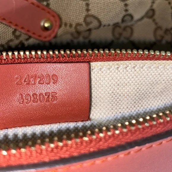 Authentic Rare Gucci GG Tote Bag - Picture 8 of 17